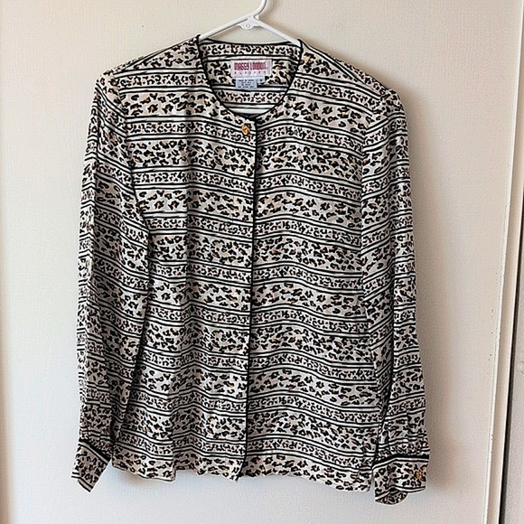 Vintage Maggy London Womens 8 Long Sleeve Blouse Brown Animal Print 100% Silk - Picture 1 of 7